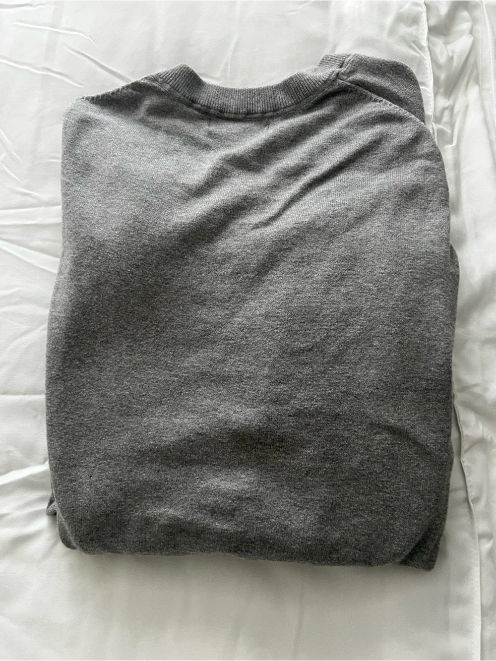 Banana Republic Men's Grey Crewneck Sweater